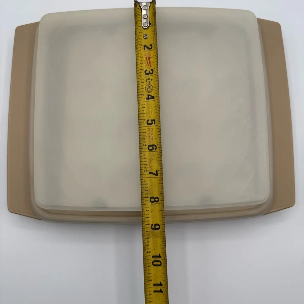 Vintage Tupperware Deviled Egg Carrier #723-3 – Almond